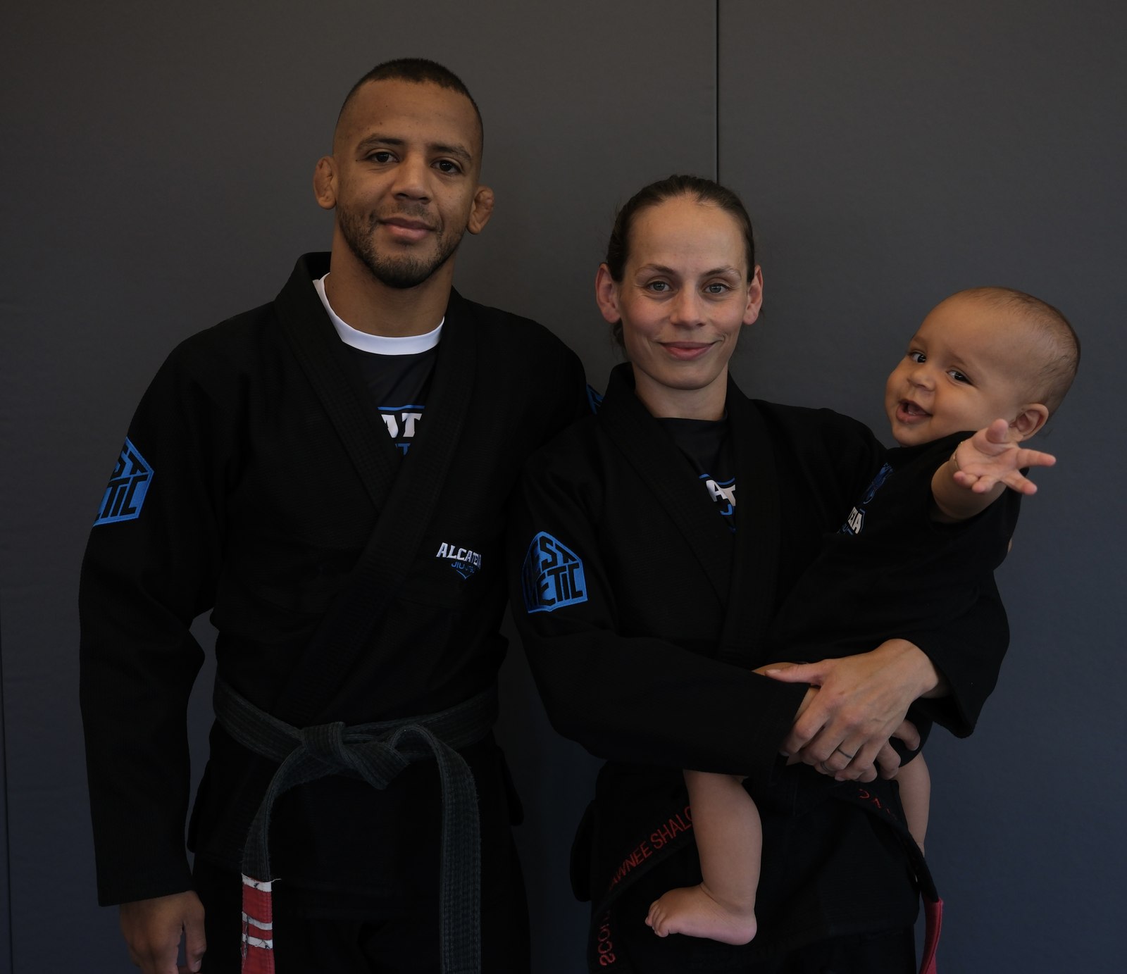 Lucas, Scout und Shalon Feitosa — Alcateia Jiu Jitsu Familie Mönchaltorf